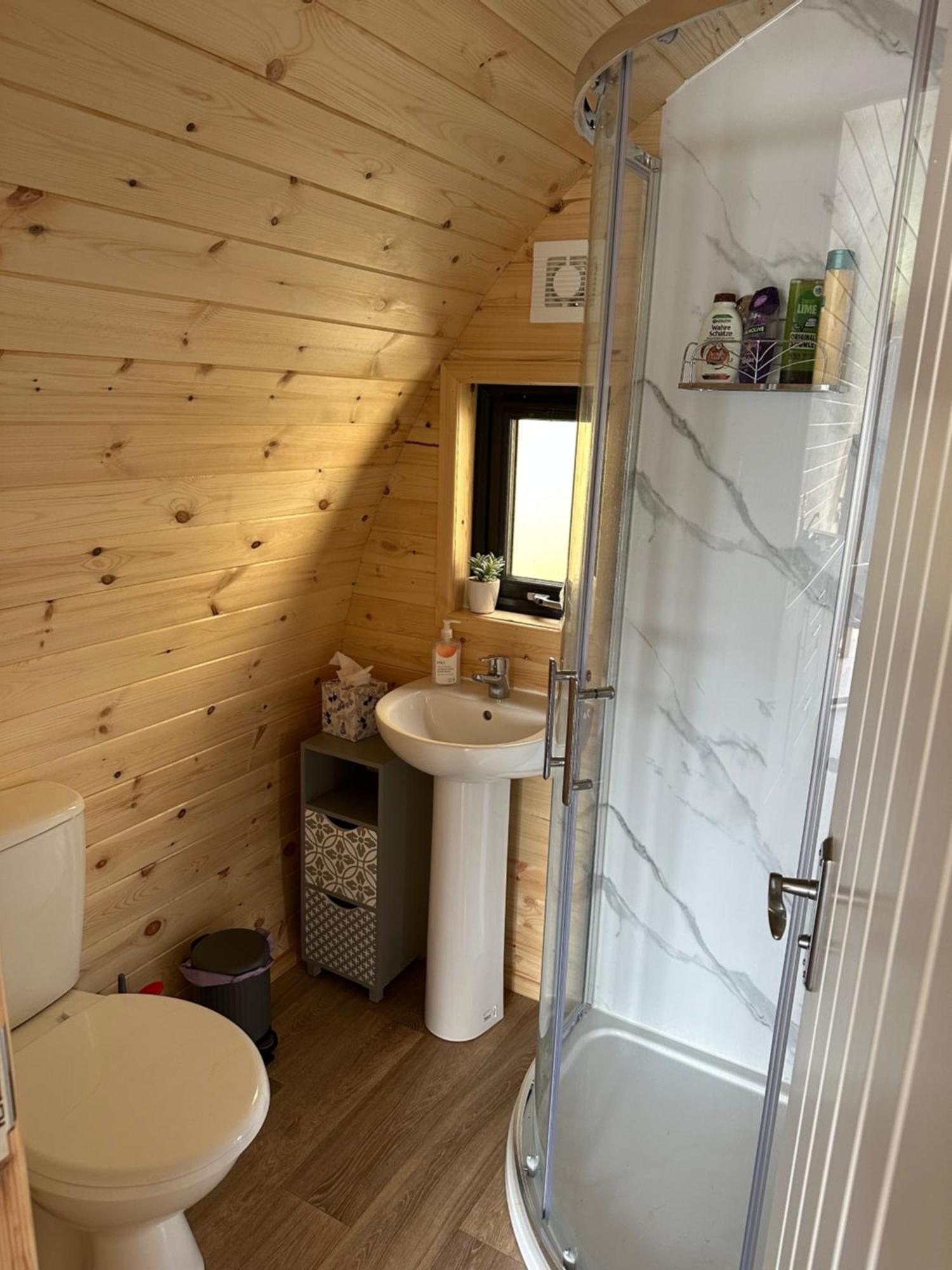 Lochside Lodge Pod لارغ المظهر الخارجي الصورة